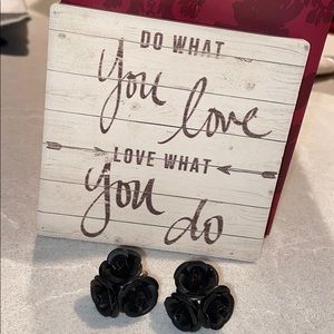 Black rose earrings